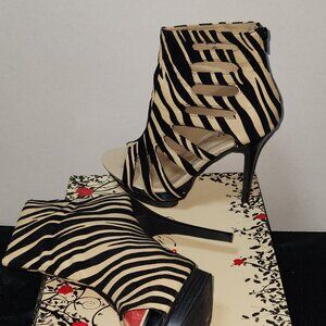 Wild Rose Tan Zebra Open Toe Platform Heels Size 7.5